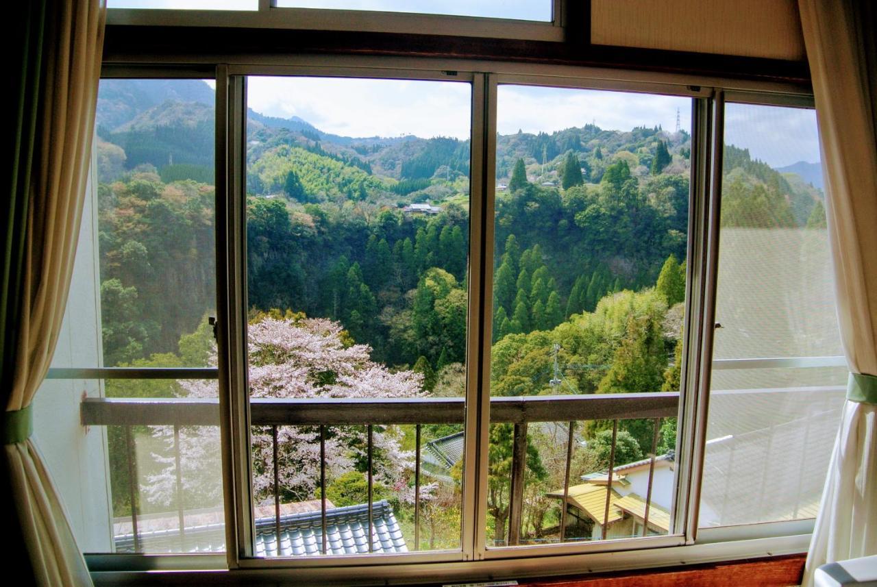 Takachiho B&B Ukigumo Экстерьер фото